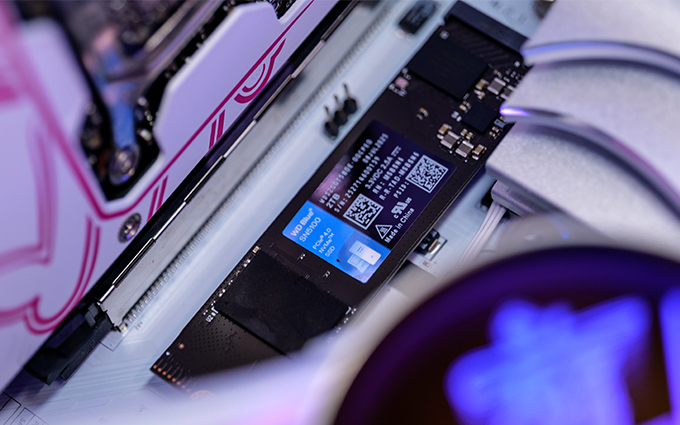 闪迪WD Blue SN5100评测:为内容创作而生的耐热高速PCIe 4.0 SSD