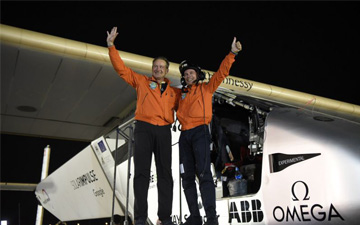 太阳动力号:首架环球航行的太阳能飞机