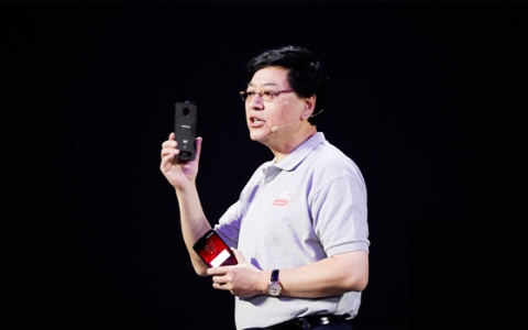 成为5G时代的领跑者：联想正式宣布Moto Z3为全球首款5G手机