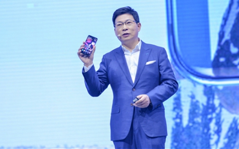 第三季度手机市场报告：华为销量大增43% 与三星差距进一步缩小