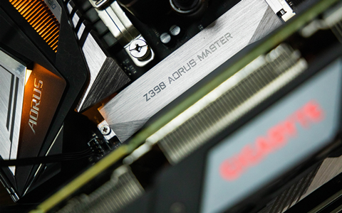 电竞大师专属套装 技嘉Z390 AORUS MASTER主板+RTX 2080Ti GAMING OC 11G简评