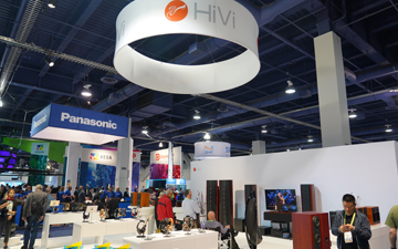 AW-85降噪耳机和MX1荣膺大奖 HiVi惠威CES2019展台探秘