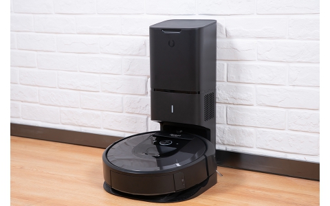 清扫家务不操心 会自动倒垃圾的 iRobot i7+扫地机器人深度评测