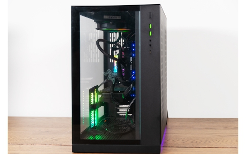 玩转灯控沉浸RGB世界 LIAN LI O11雷蛇定制款机箱评测
