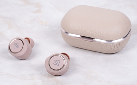 Bang & Olufsen Beoplay E8 无线充电款真无线耳机评测：自由优雅之声