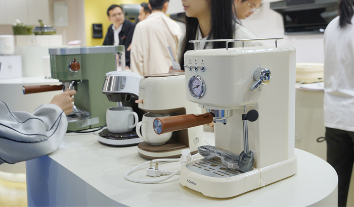 康佳在IEAE玩得挺“萌”？
