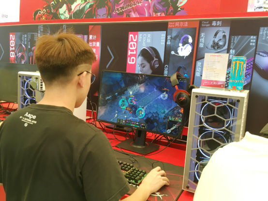 【CJ新闻通稿2.0】华硕电竞显示器刷屏2019ChinaJoy，超强性能深获玩家青睐(1)1777.png