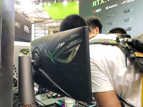 【CJ新闻通稿2.0】华硕电竞显示器刷屏2019ChinaJoy，超强性能深获玩家青睐(1)2027.png