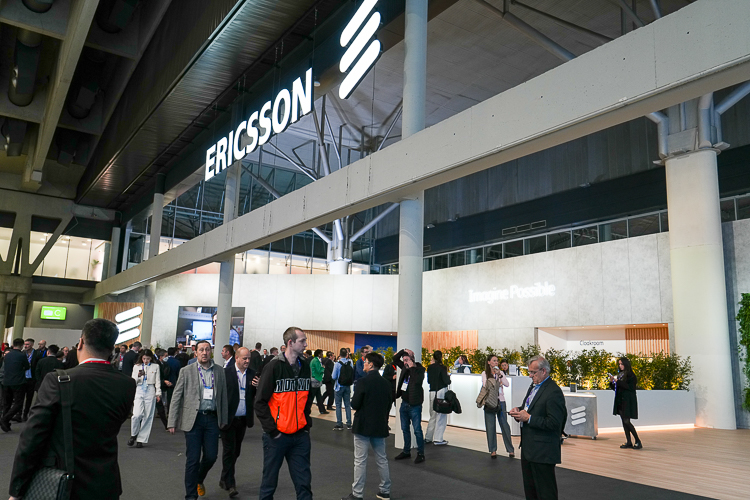  MWC2024丨6G直出实验室，爱立信展台带你沉浸式体验未来网络