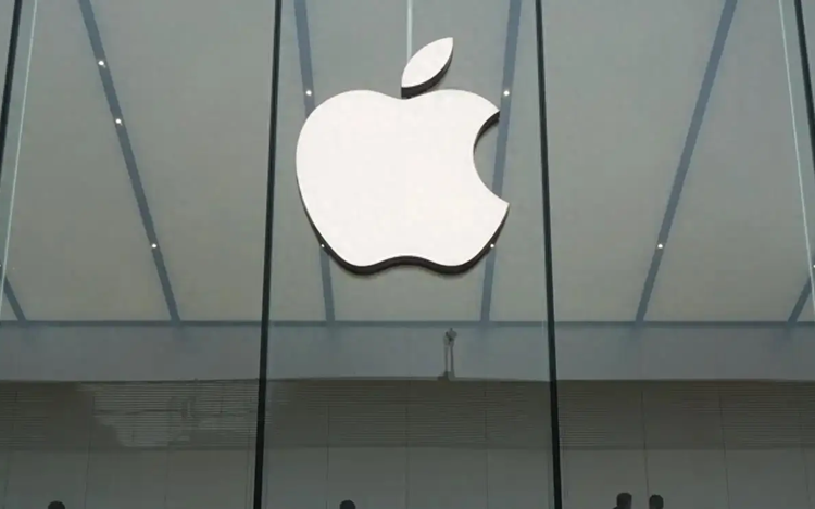 不造车了，苹果&ldquo;生成式AI iPhone&rdquo;要来了？恐怕没这么简单