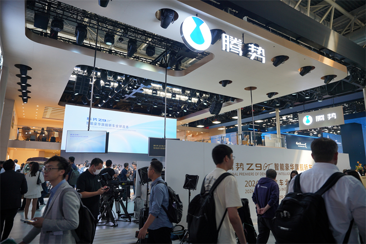 真会有人买腾势的跑车？腾势Z9 GT对标PLML北京车展首秀！