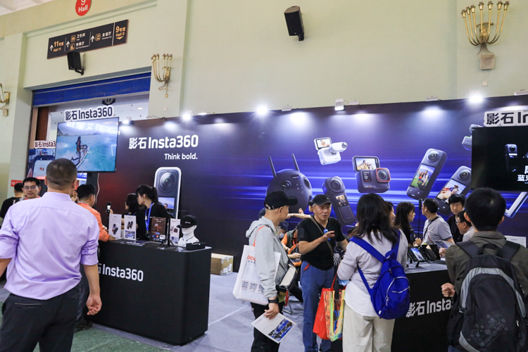 影石Insta360携X4亮相P&E：8K带来全能运动拍摄