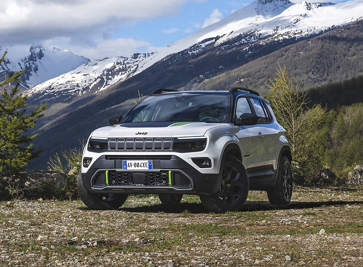 大概率不引入国内！Jeep发布Avenger 4Xe车型