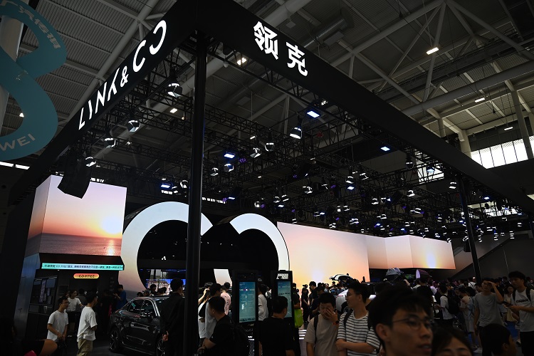 07/08打头阵！2024大湾区车展，领克EM