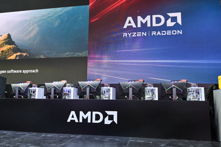 AMD锐龙9000系列处理器ChinaJoy首秀：液氮加持下R23跑分破5.5万