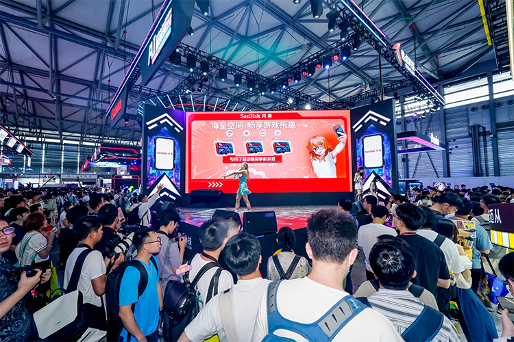  闪迪游戏存储卡亮相ChinaJoy 2024 为掌机用户提供扩容神器
