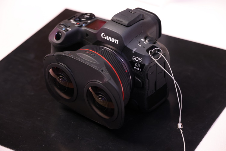 官方重重设限？佳能EOS R5 Mark II或无第三方电池，用老电池也受限
