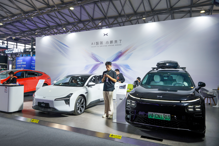 小鹏携高性价比掀背轿跑MONA M03亮相Tech G 2024：飞行汽车必不可少