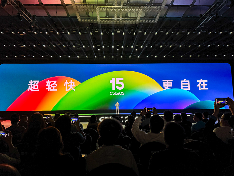  ColorOS 15发布：互传兼容iPhone，一键唤起AI，Find X8与一加13首发