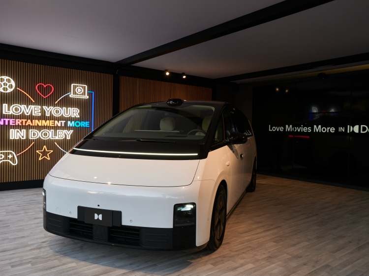 杜比亮相CES2025，深入体验搭载杜比视界+全景声的首款汽车