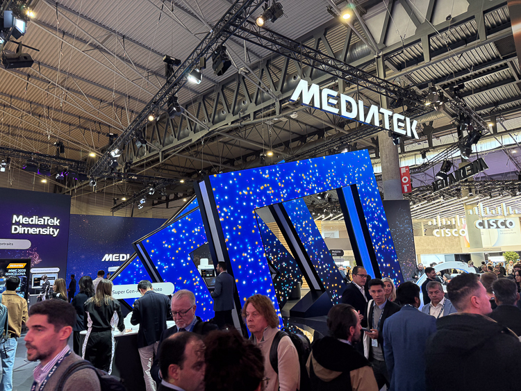 为6G时代做准备，联发科在MWC 2025大秀通信技术