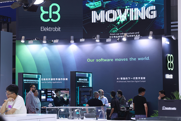 拥有5大亮点的硬核技术！Elektrobit带来从云端至车端的SDV创新技术路线