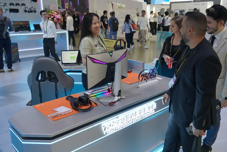 一个能打的都没有！HKC在COMPUTEX 2025发布750Hz超高刷新率显示器