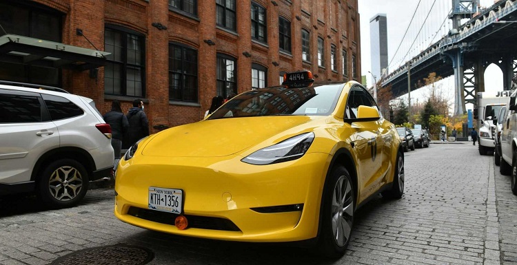 统一收费4.2美元，特斯拉Robotaxi正式上线
