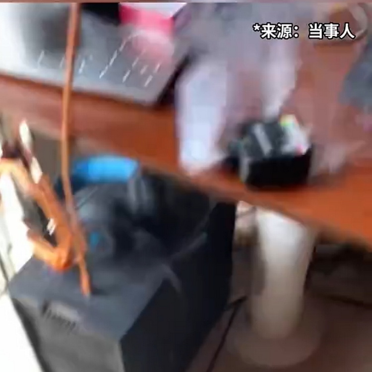  步充电宝后尘 影视飓风补光灯也&ldquo;火&rdquo;了