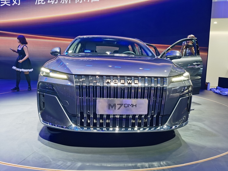 全系标配160km纯电续航！荣威M7 DMH预售价格9.78万起