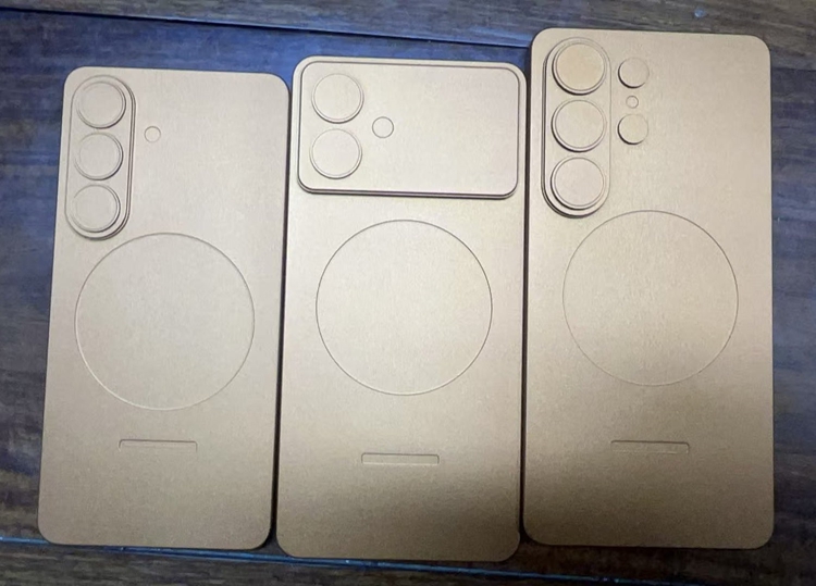 三星Galaxy S26 Edge原型机曝光：iPhone 17 Pro亲兄弟？