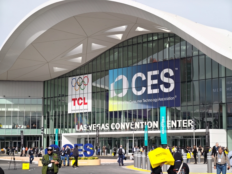 CES 2026现场直击，当AI不再画饼，中国品牌拿下&ldquo;C位&rdquo;