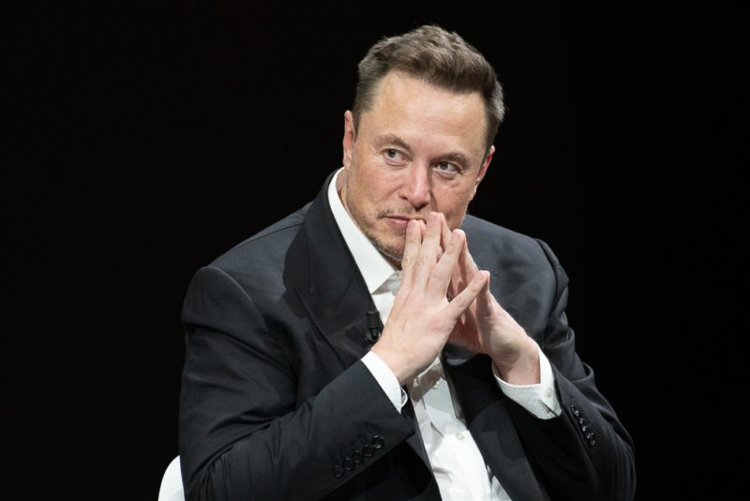为造全球最大芯片工厂，马斯克或合并特斯拉与SpaceX