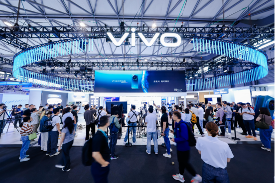 【新闻稿】vivo X Fold6 MWC26上海全球首次亮相205.png