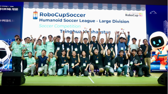 【通稿】加速进化机器人登顶Science Robotics人形机器人特刊(2)1523.png