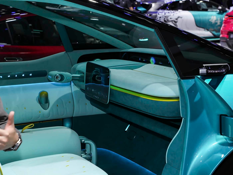 1400x1050_autohomecar__ChxpV2nvD6eAFY-OABgCZP2Aj1o387.jpg