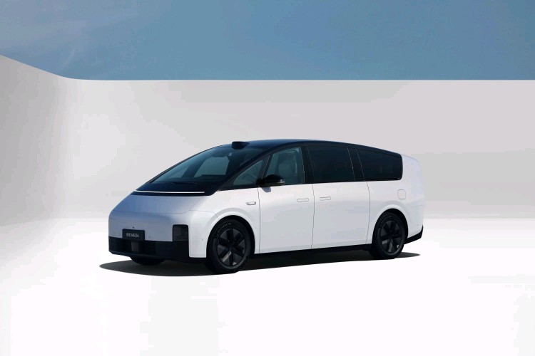 06-52bc52ae3b9a29a13beeddf60e2e2294.jpg